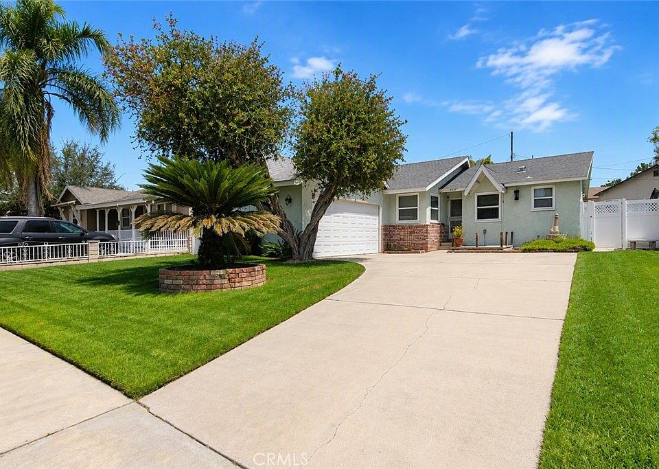 1st image of 4737 Toyon Rd