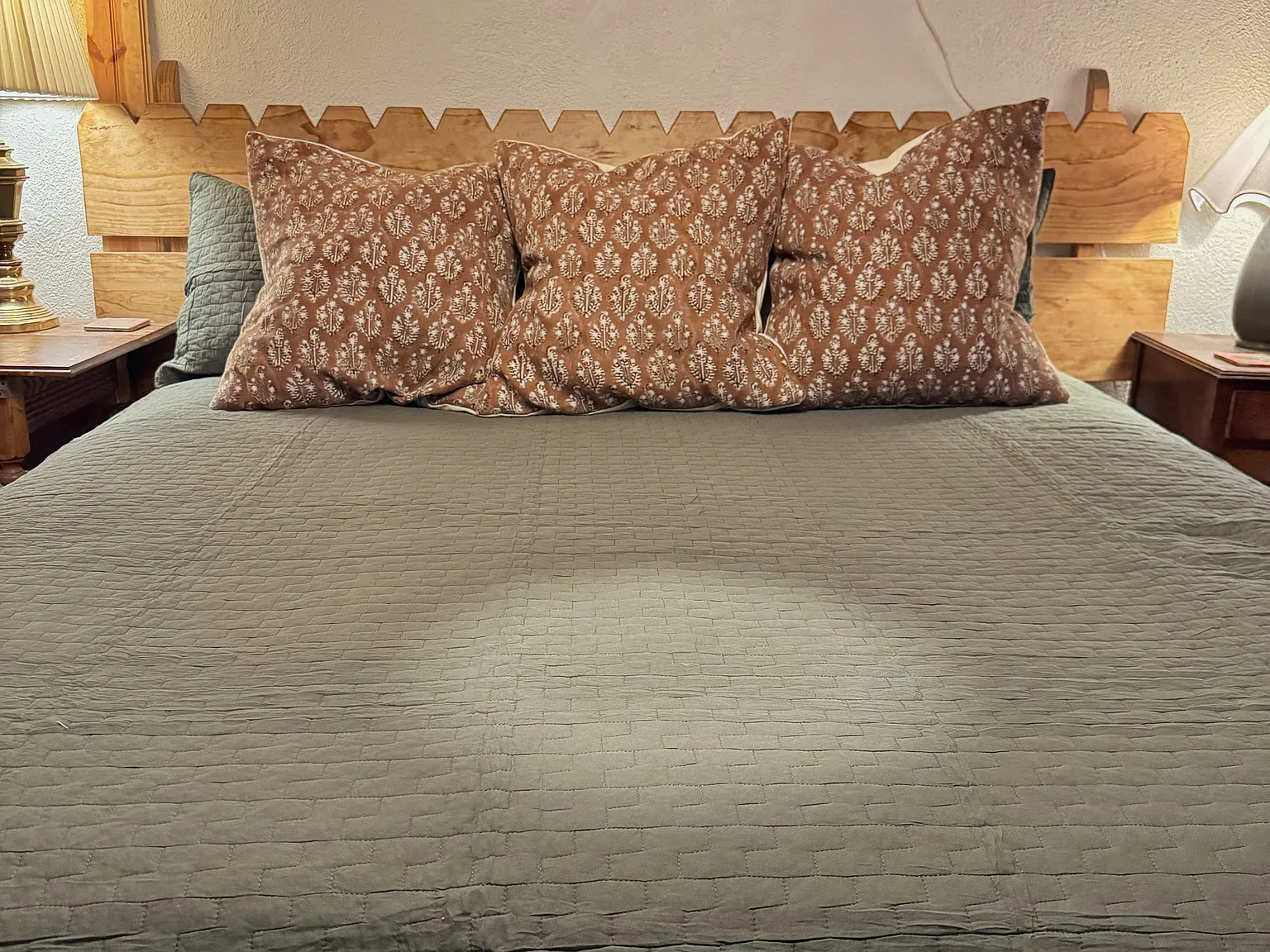 2 bed, 1300 sqft, $2,500 — Photo 3