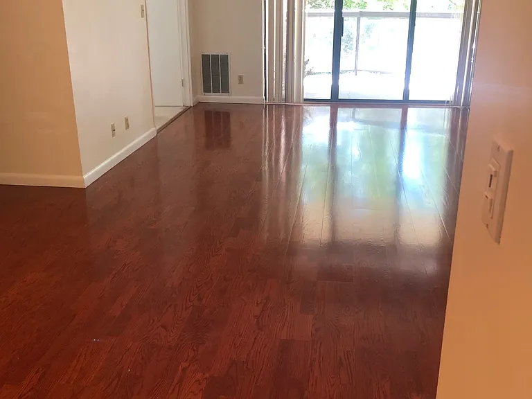 8370 Greensboro Dr #225 — Photo 5