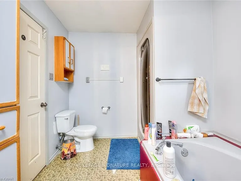 29 Marshall St #A — Photo 8