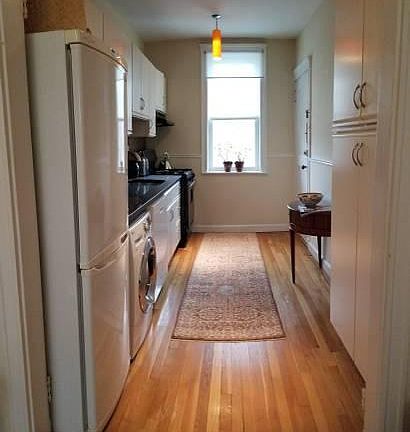 3rd image of 187 Kent St