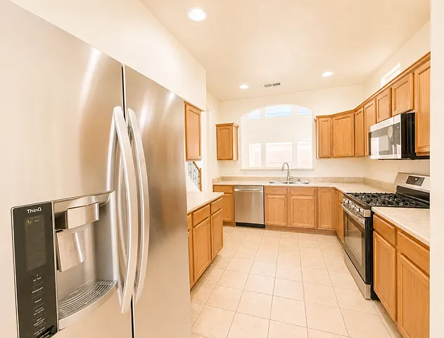 2067 Violeta Cir SE — Photo 10