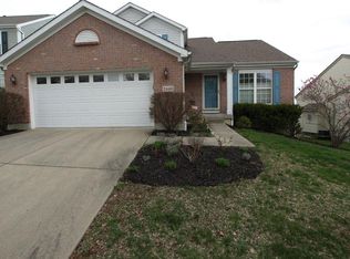 2440 Oaktree Pl, Cincinnati, OH 45238