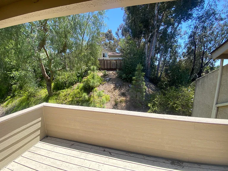 10381 Crosscreek Ter — Photo 32