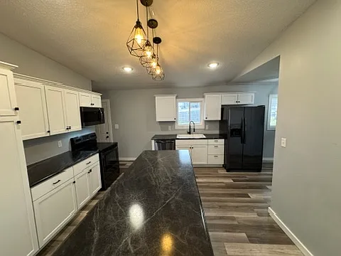 3018 Magnolia Dr — Photo 8