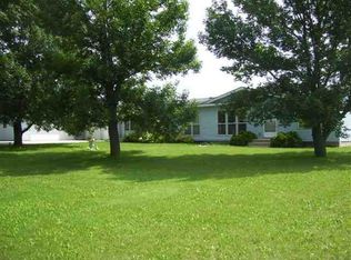 3983 45th St SW, Willmar, MN 56201