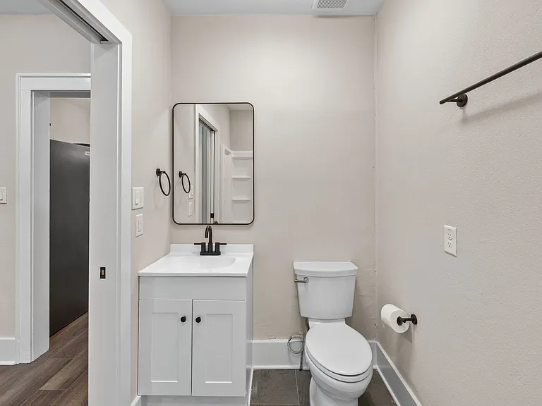 2834 Pearl St — Photo 35