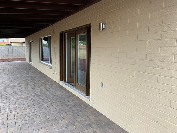 5th image of 11210 N 52nd Ave