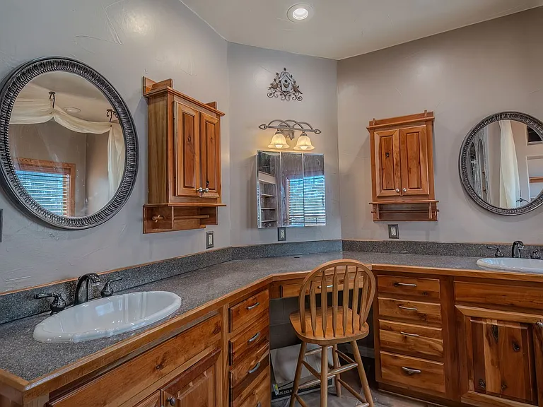 111 Coker Ln — Photo 20