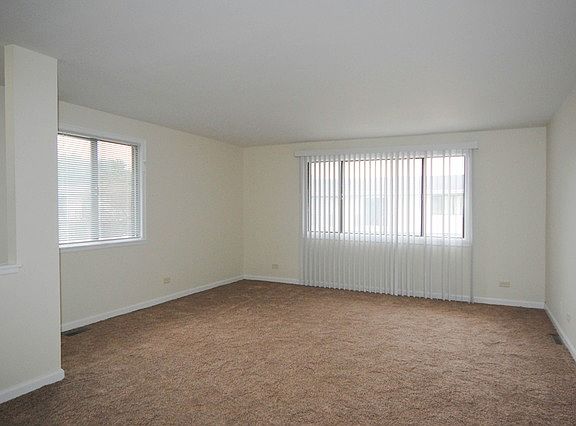 2nd image of 830 Pondview Ct #830