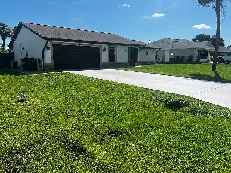 4025 Vermont Ln — Photo 4
