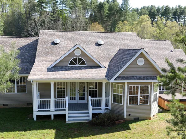 633 Brook Knoll Cir, Weaverville, NC 28787