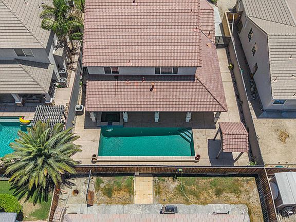 4th image of 83628 San Mateo Ave