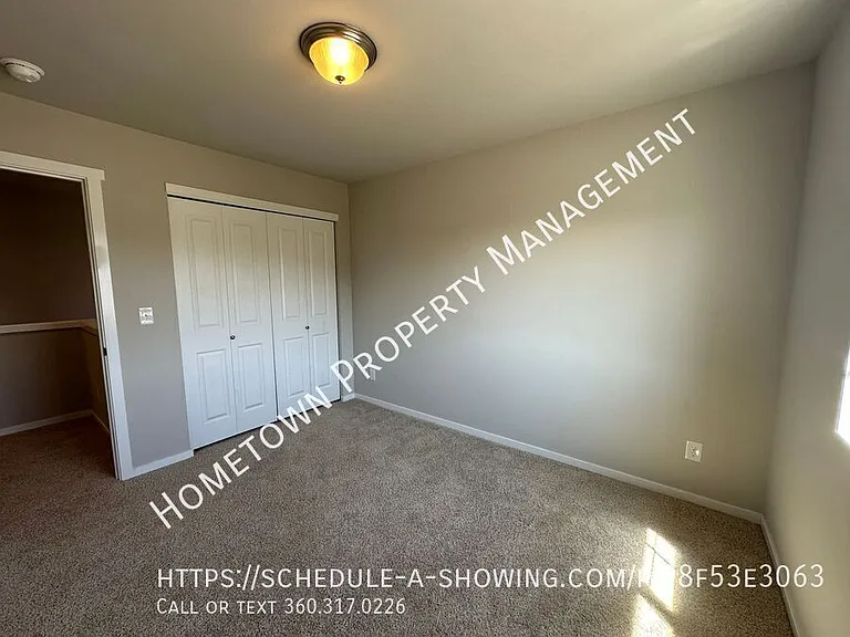 6918 Oleander Ave NE — Photo 13