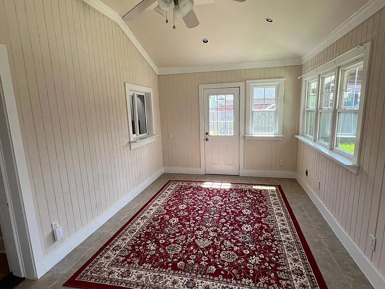 509 N Chestnut St — Photo 26