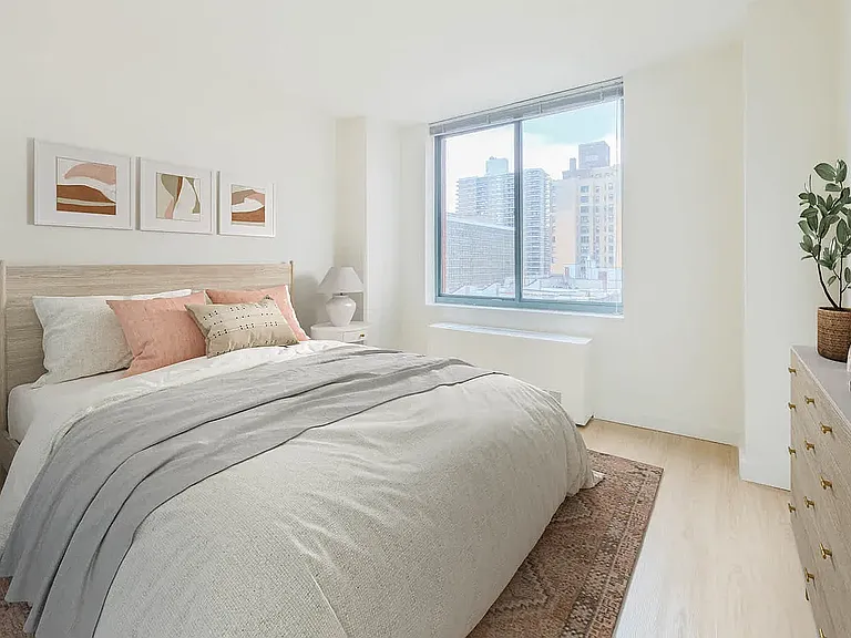750 Columbus Ave #2F — Photo 28