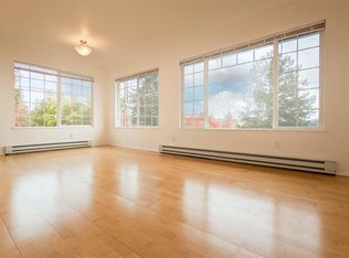 5311 SW Corbett Ave APT 4, Portland, OR 97239