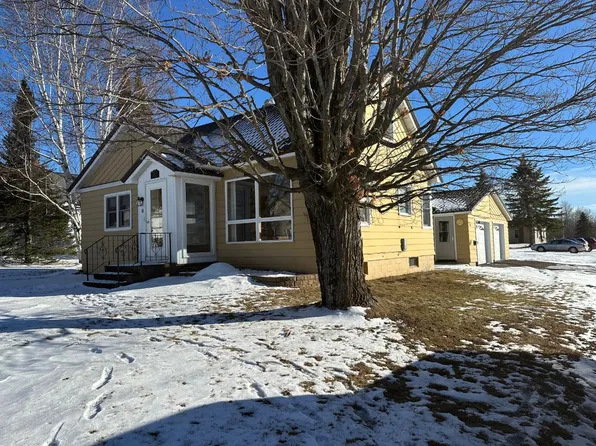 202 Hancock St, Wakefield, MI 49968