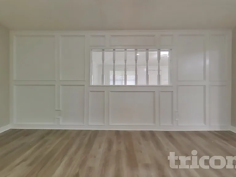 7331 Millbrae Ln — Photo 2