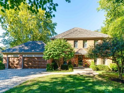 832 Interlaken Ln, Libertyville, IL, 60048