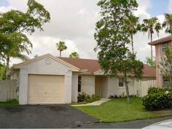 1st image of 3864 NW 107th Way
