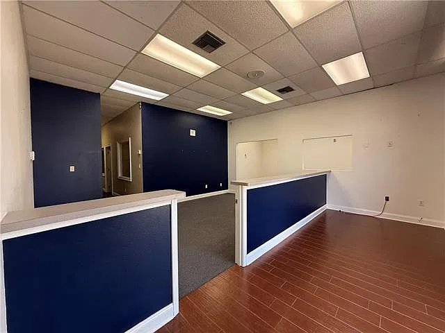 Studio, 1725 sqft, $1,250 — Photo 3