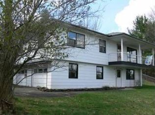 40 College Ter, Oneonta, NY 13820