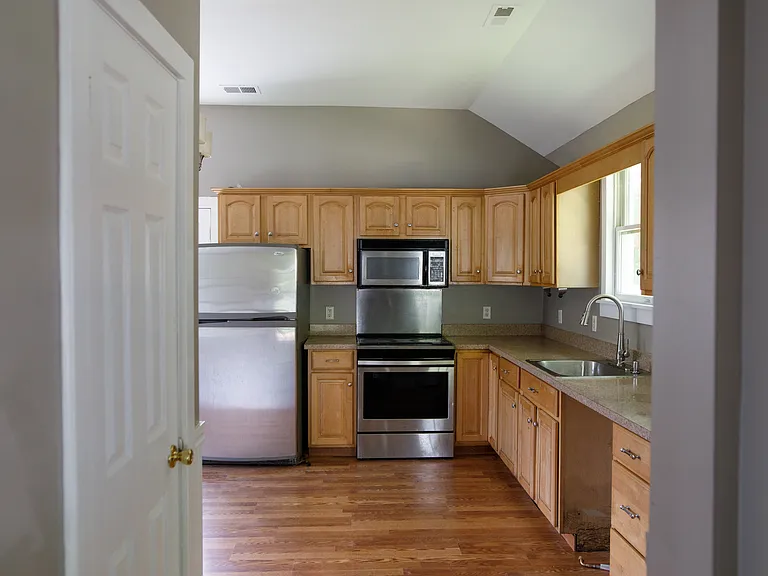 181 Belvidere Ave — Photo 27