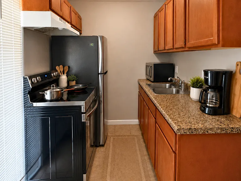 516 Massillon Rd #12 — Photo 4
