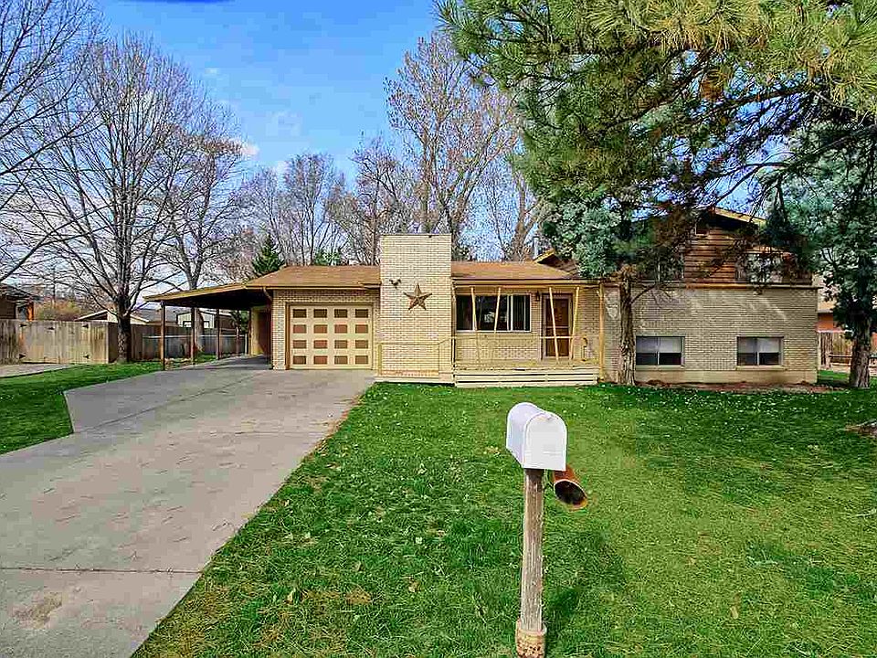 1st image of 703 Brassie Dr
