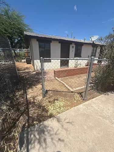 208 W Kelso St Photo 1