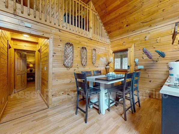 2632 Camden Way, Sevierville, TN 37876