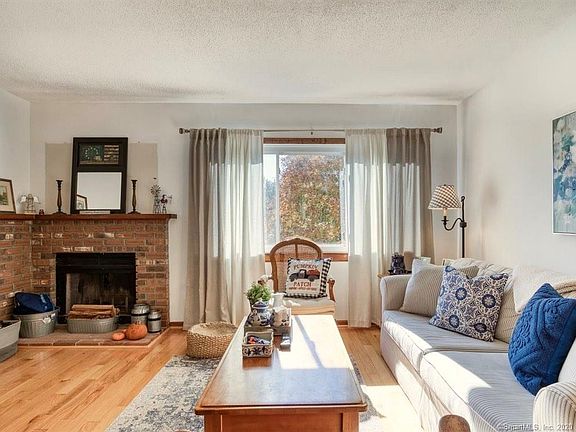 4th image of 376 Monticello Dr. #Unit #376