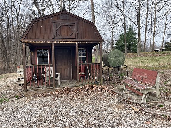 3rd image of 6979 McFarren Rd