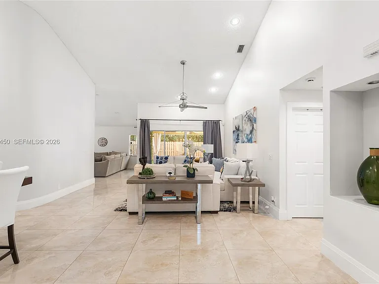 7171 NW 44th Ln — Photo 3