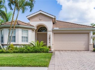 5674 Lago Villaggio Way, Naples, FL 34104