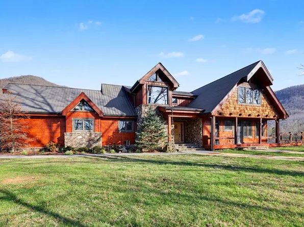 4760 Anderson Rd, Hiawassee, GA 30546