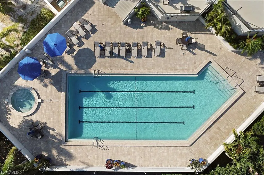 Building Photo - 6001 Pelican Bay Blvd #202
