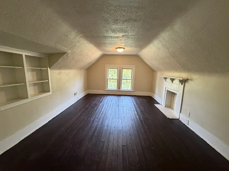 768 Beardsley St — Photo 15