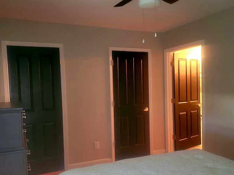 Primary bedroom on first floor with large, double closet and ensuite bathroom - 2