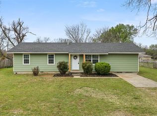 808 S Hammack Ave, Wynnewood, OK 73098