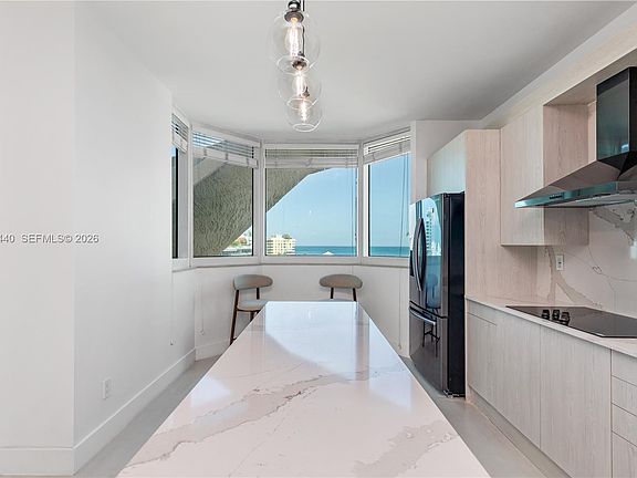 3rd image of 300 S Pointe Dr APT 907