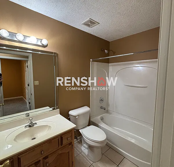 8255 Cross Point Dr — Photo 10