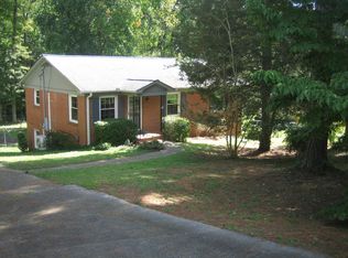 3240 Jonesberry Rd, Matthews, NC 28105