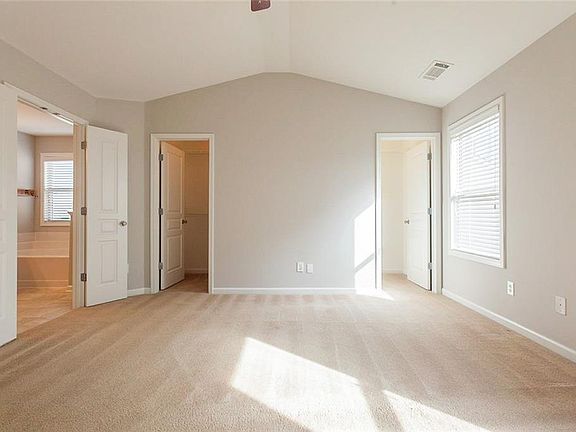 2nd image of 1611 Stoney Chase Dr