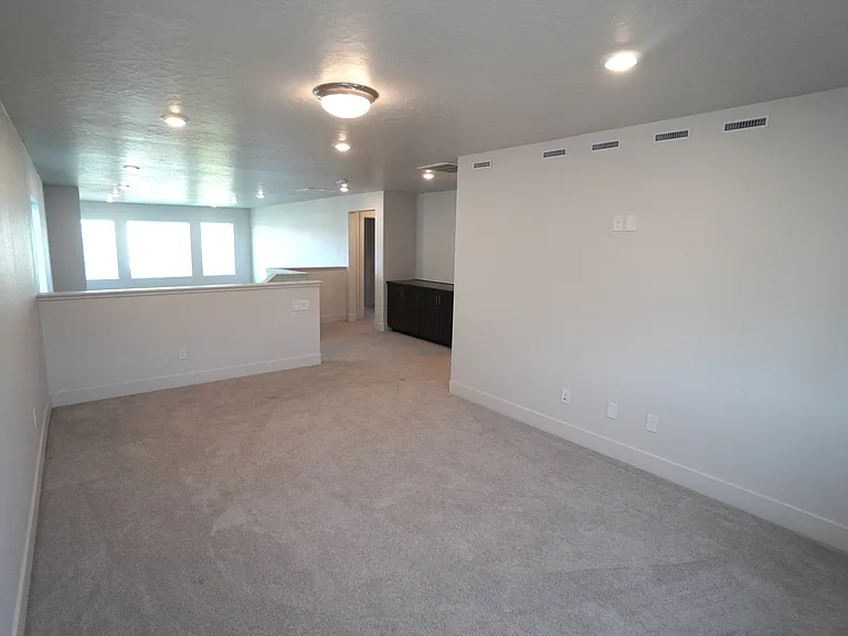 245 E Caldera St — Photo 44