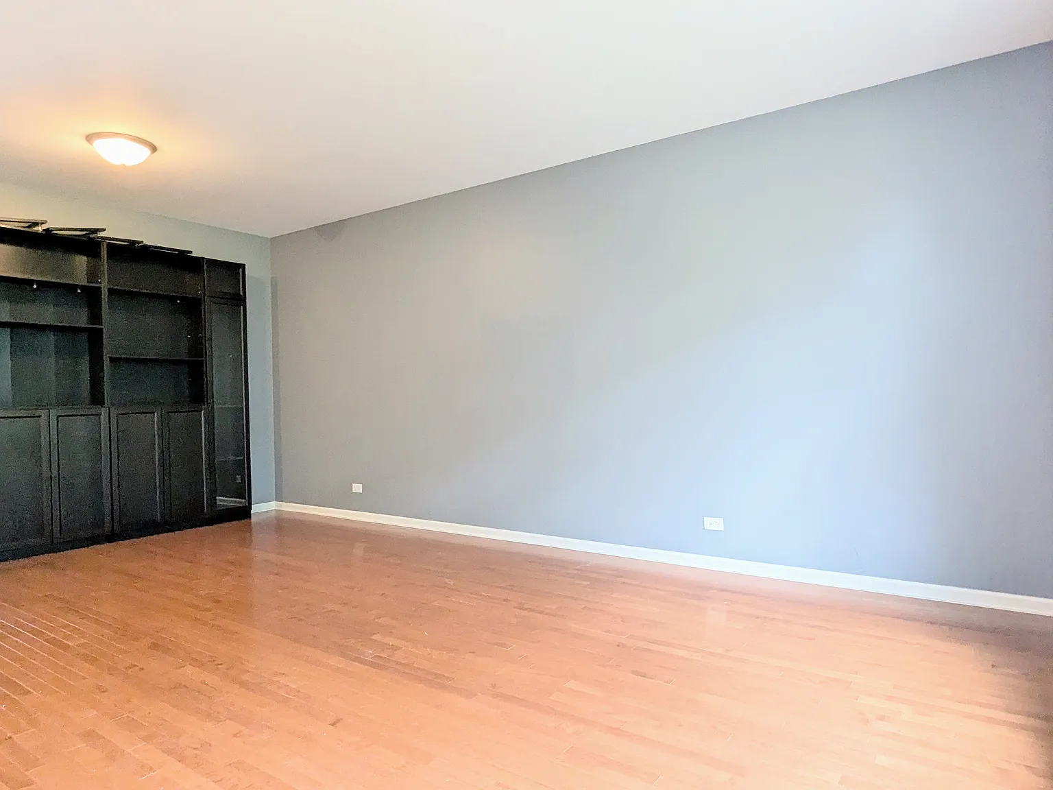4 bed, 3.5 bath, 2460 sqft, $3,300 — Photo 4