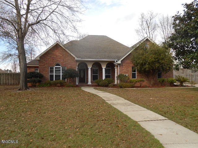 6301 Mossy Oaks