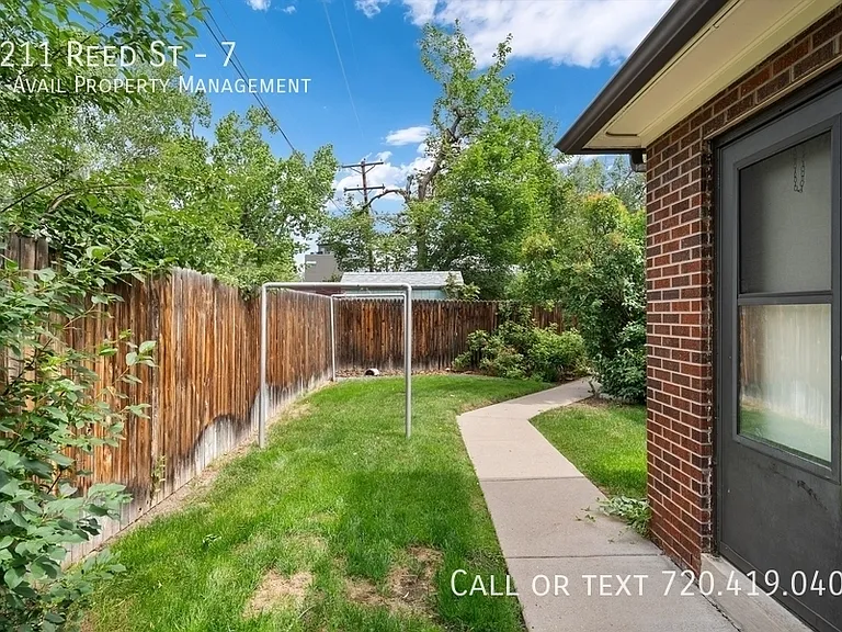 1211 Reed St #7 — Photo 8