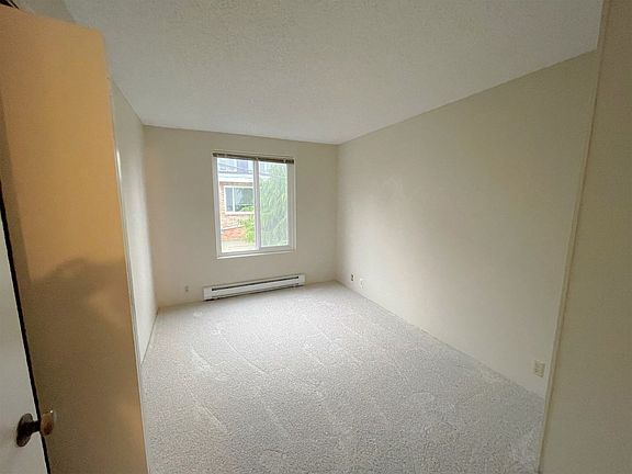 5th image of 501 Highland Dr APT 102